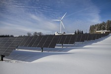 Poslanci dali zelenou rychlejší výstavbě obnovitelných zdrojů a posílení české energetické bezpečnosti